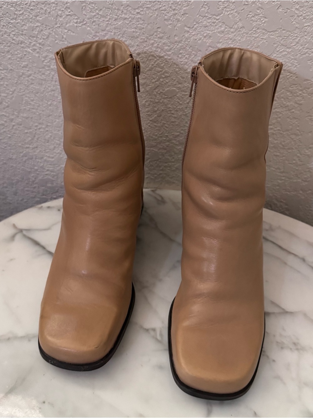 Naturalizer Women Beige Leather Vintage Retro 90s Square toe,sleek
Boots,EUC